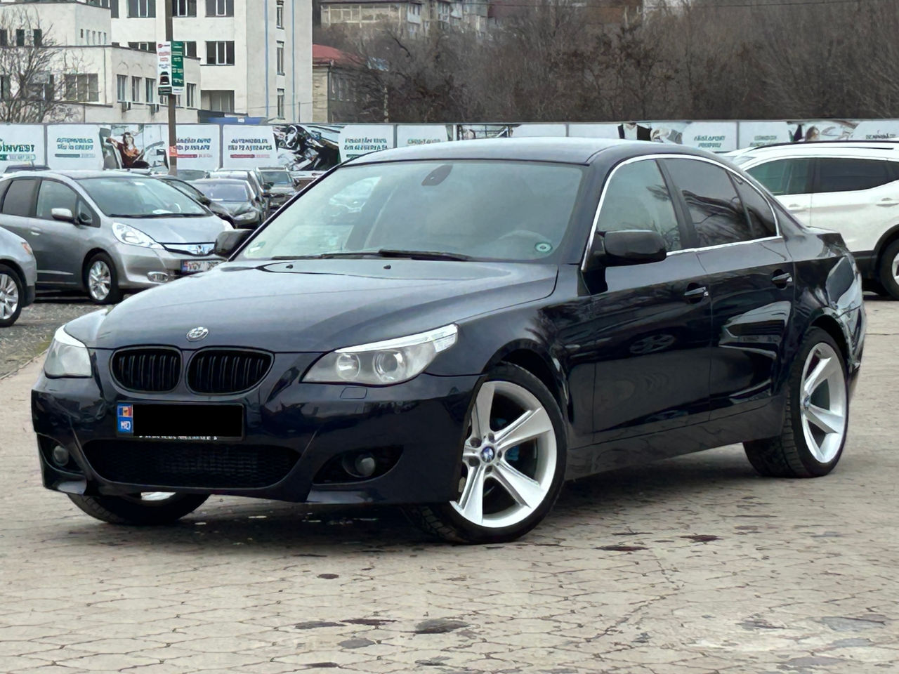 BMW 5 Series foto 0