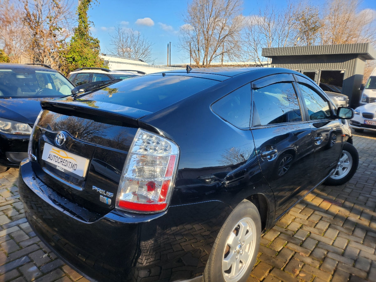 Toyota Prius foto 9