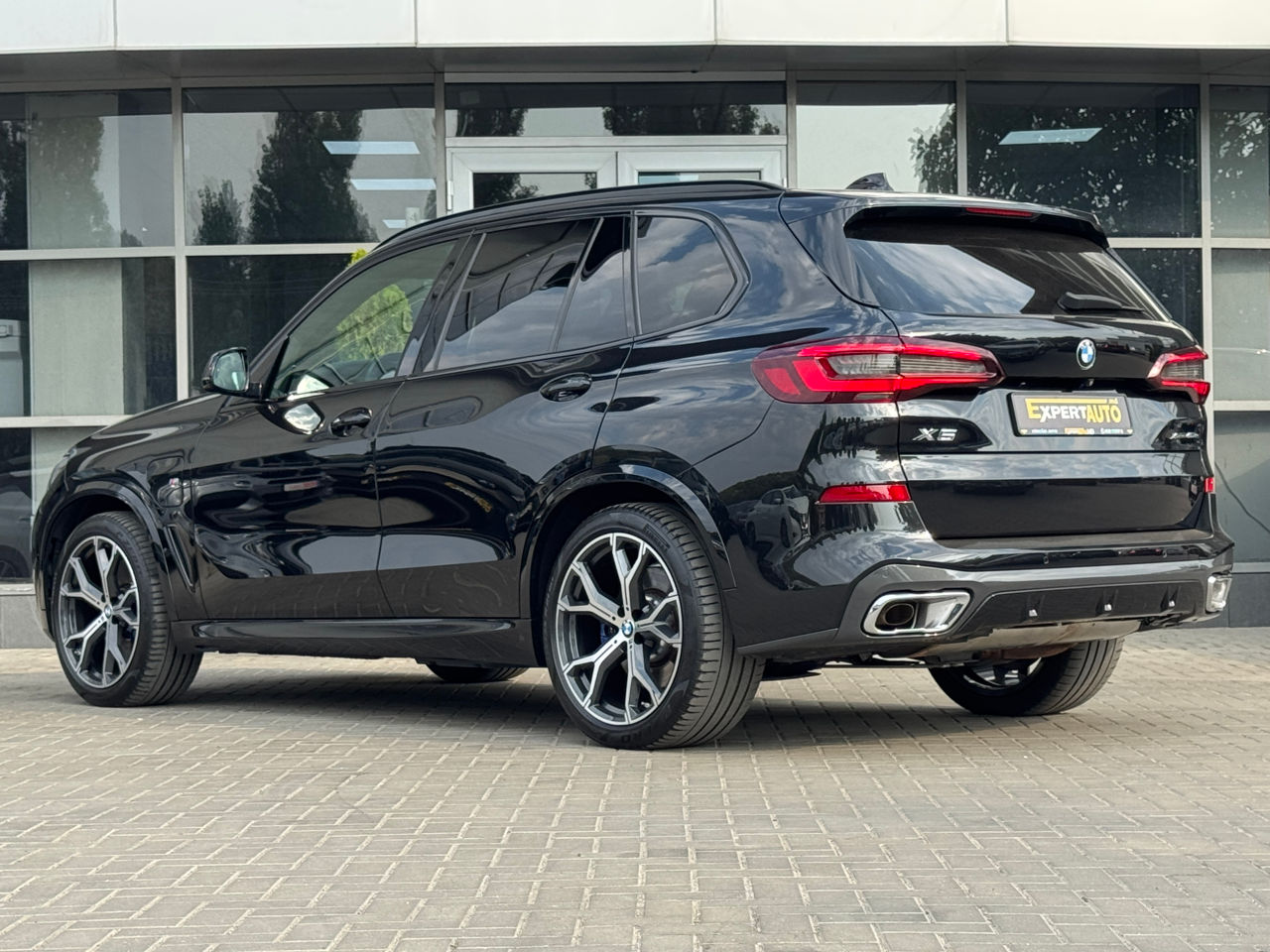 BMW X5 — fotografia 4