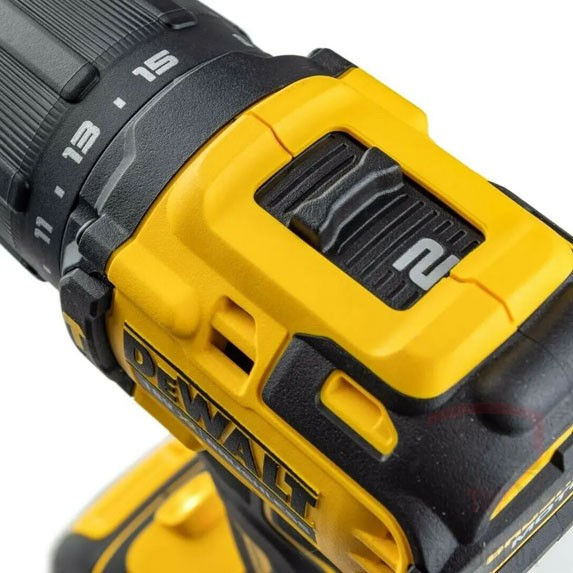 Masina de gaurit - insurubat cu acumulator/дрель-шуруповёрт аккумуляторная dewalt dcd790m3 foto 3