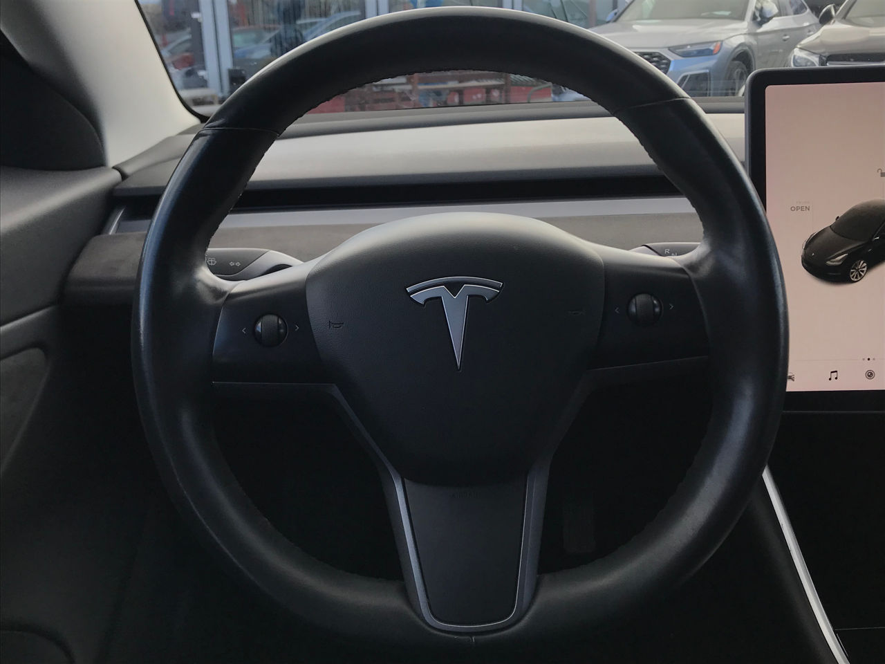 Tesla Model 3 foto 13