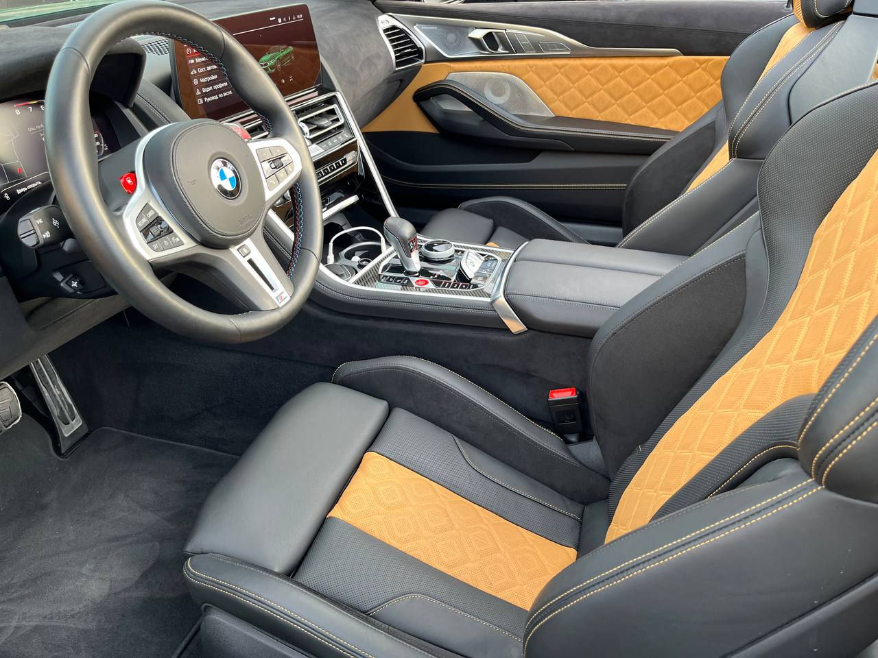 BMW M8 фото 7