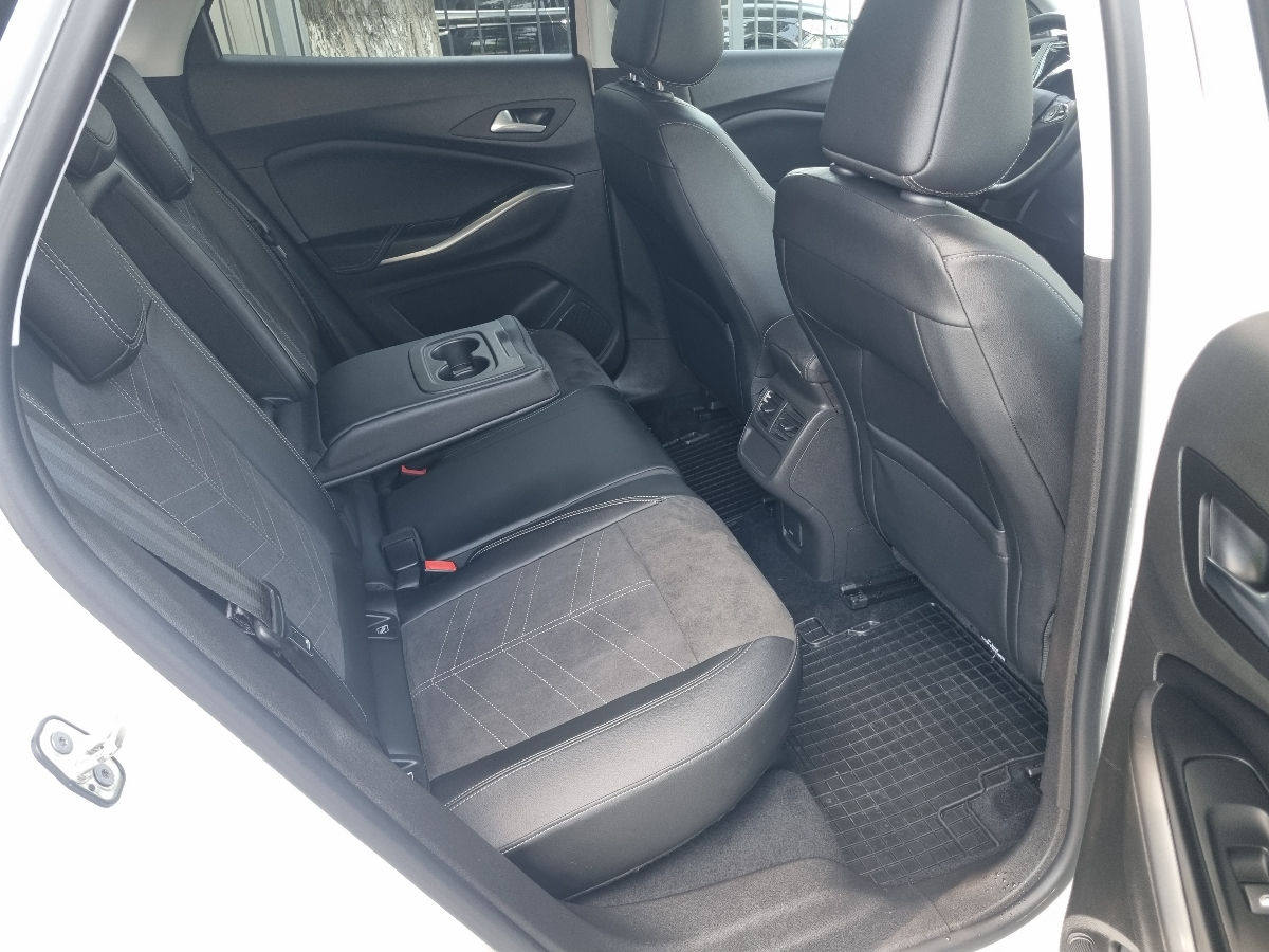 Opel Grandland X 2022 photo 18