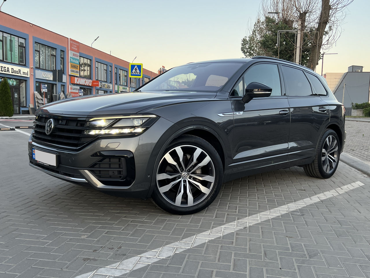 Volkswagen Touareg foto 0