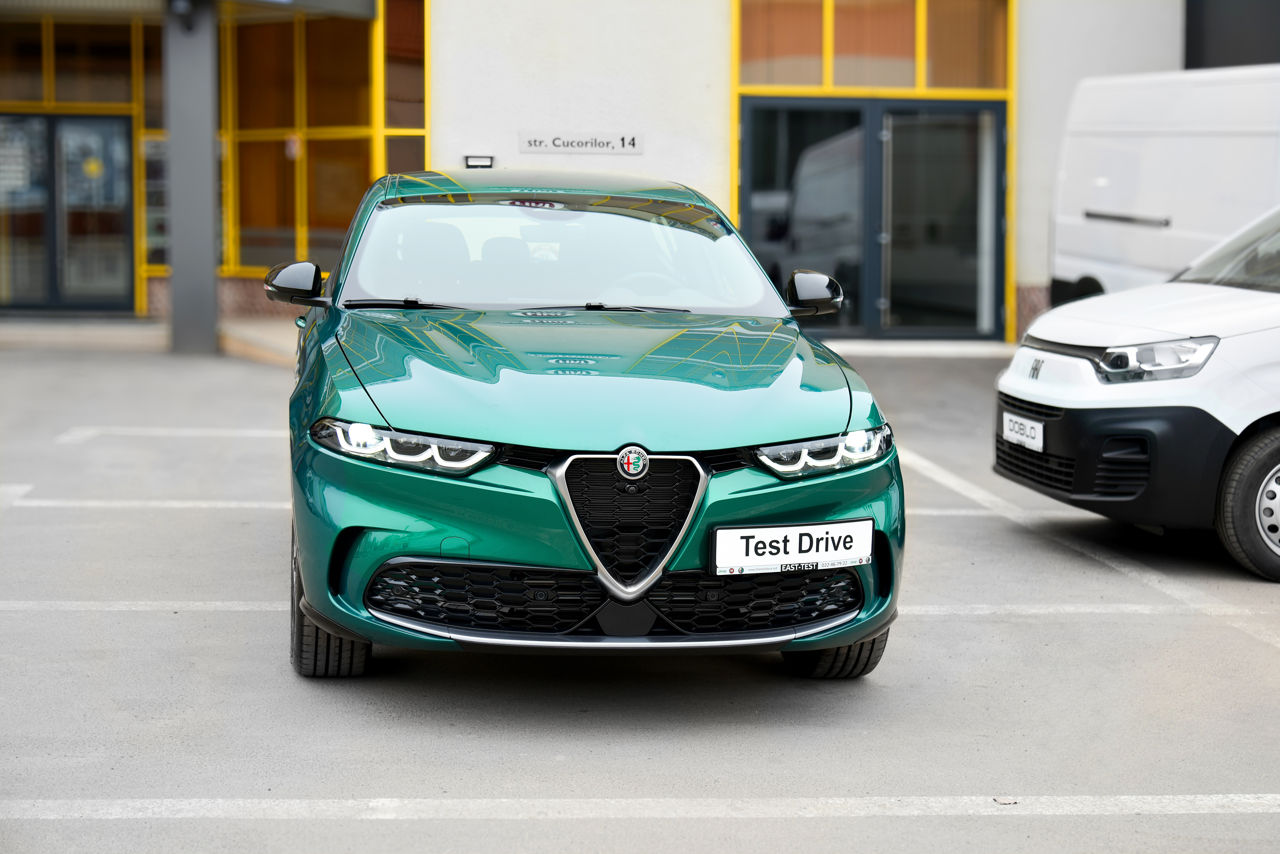 Alfa Romeo Tonale foto 1