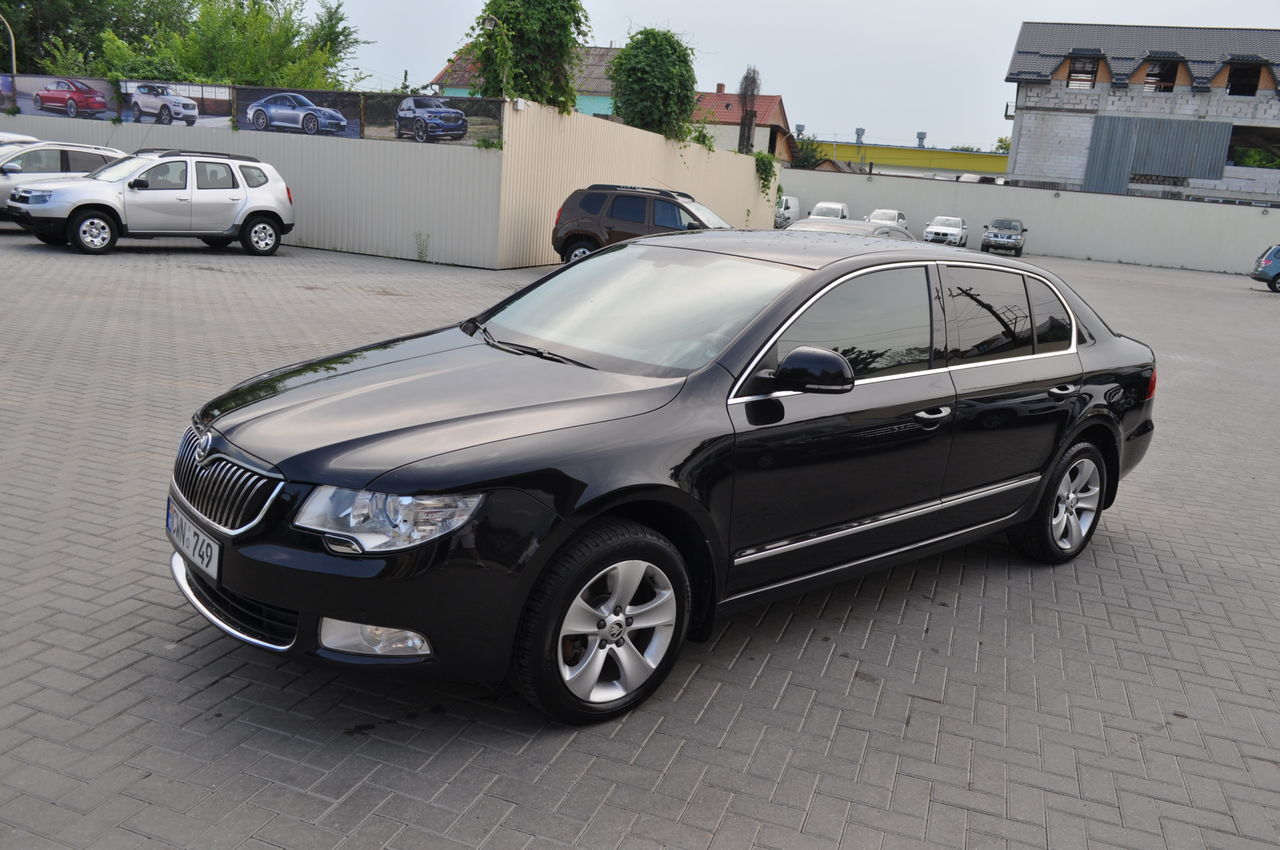 Chirie auto / авто прокат / Rent a Car!24/24, dizel, conditioner ,Viber, Whatsapp de la 15 euro фото 3