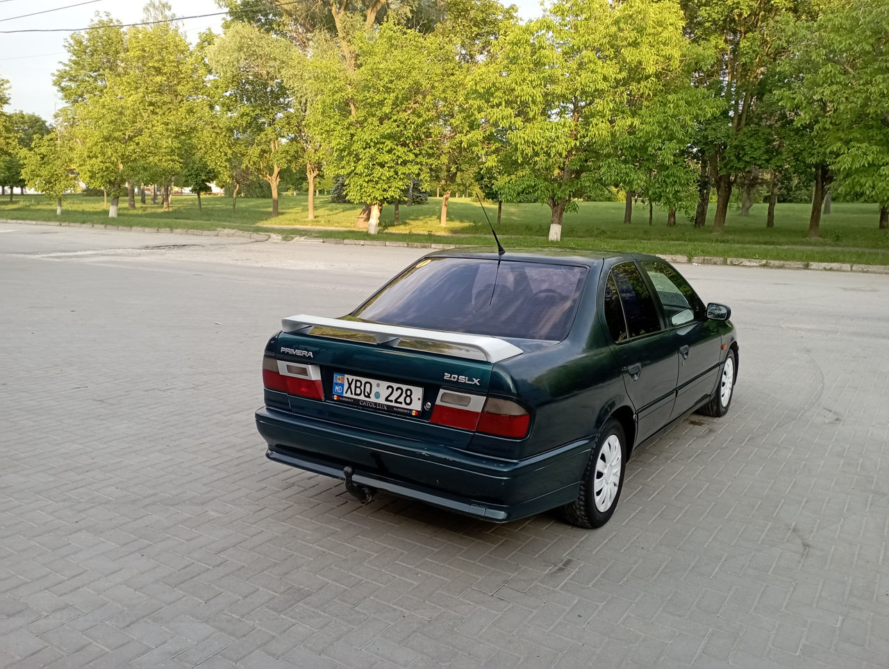 Nissan Primera foto 1