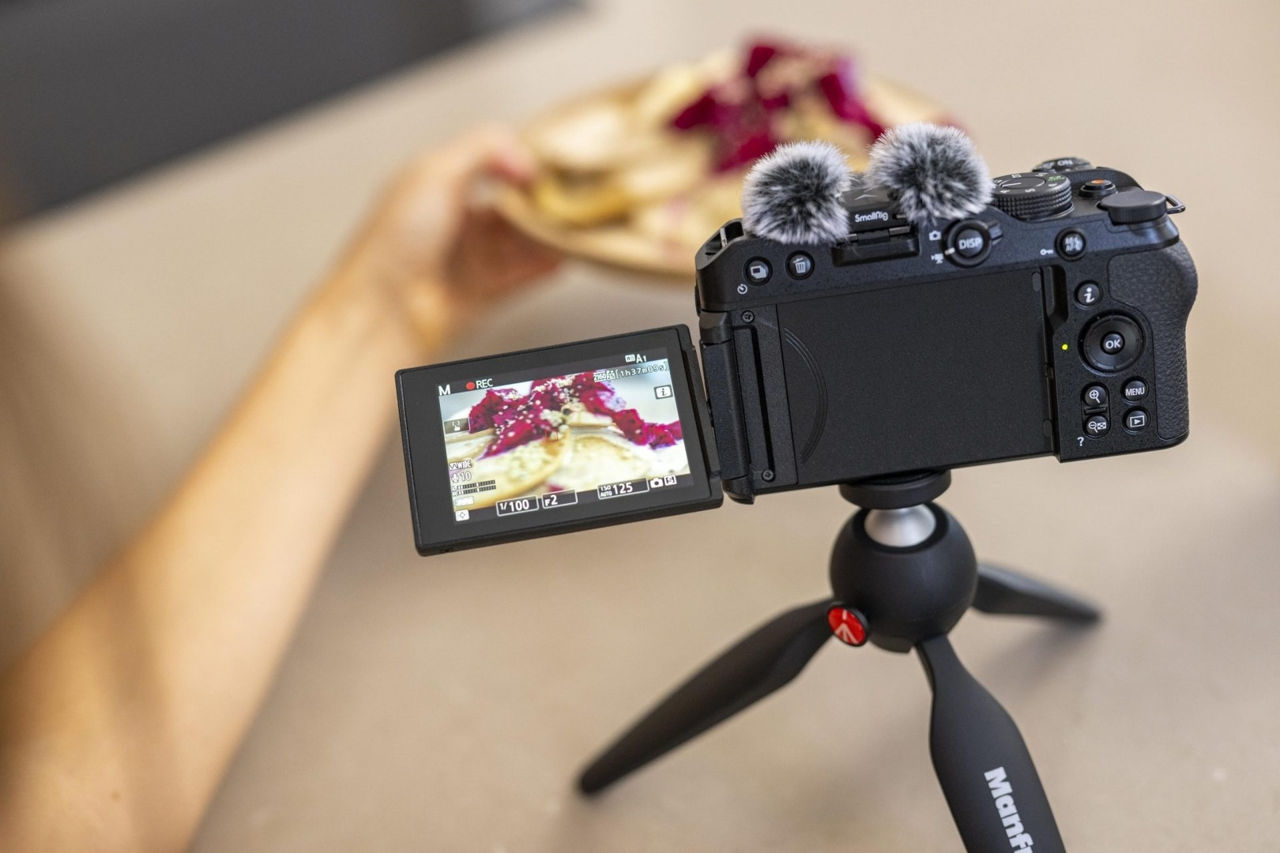 Aparat foto digital Nikon Z 30 Vlogger Kit foto 0