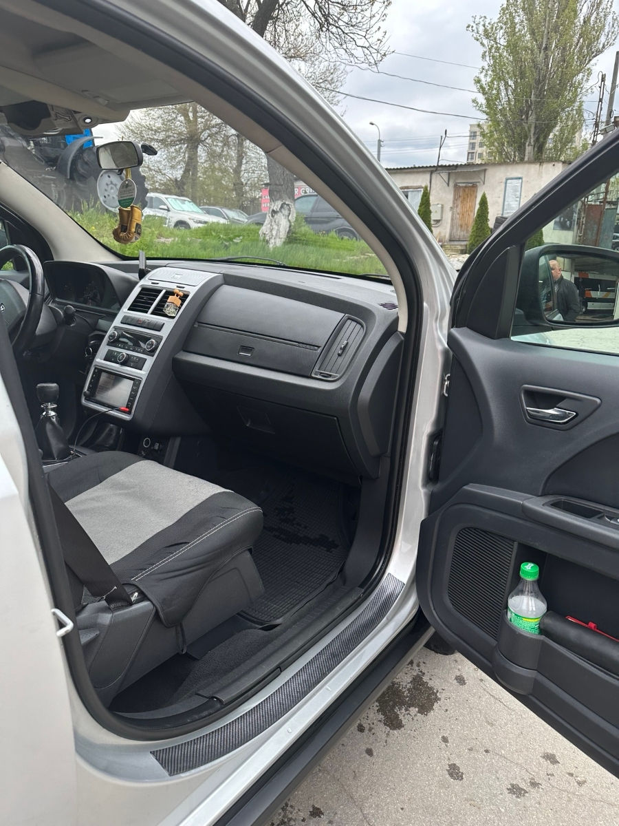 Dodge Journey foto 3