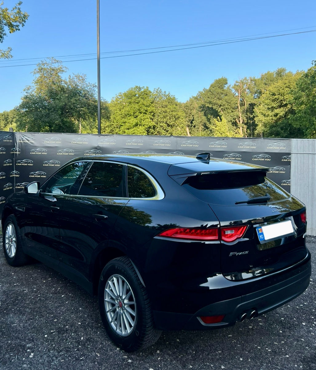 Jaguar F-PACE foto 3