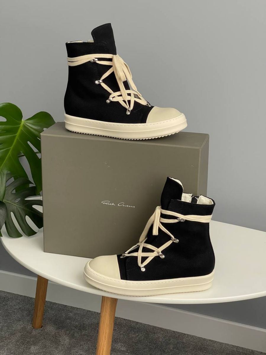 Rick Owens Hexagram Black Milk Lace foto 1