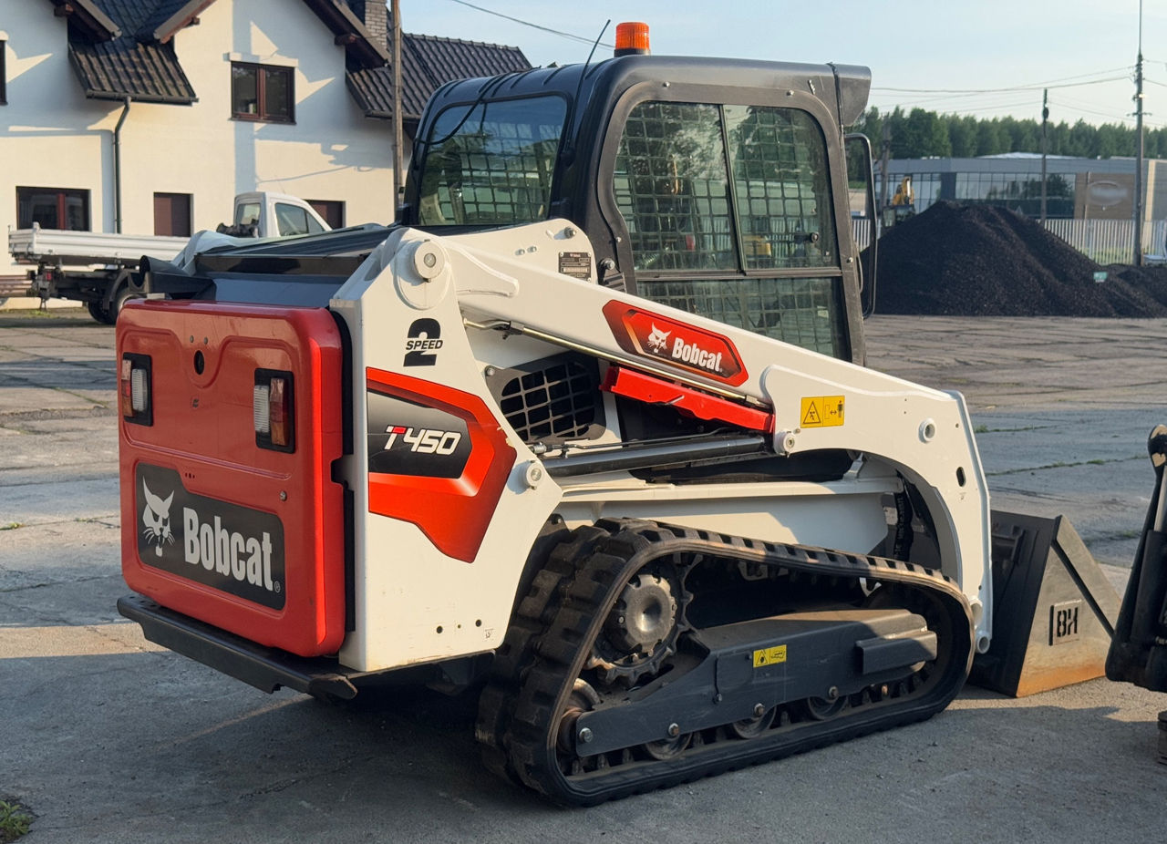 Bobcat T450 фото 4