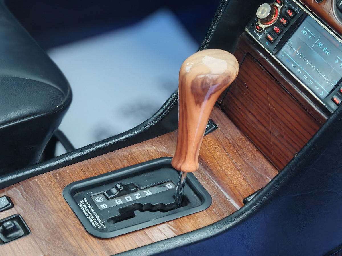 Mercedes E-Class фото 11