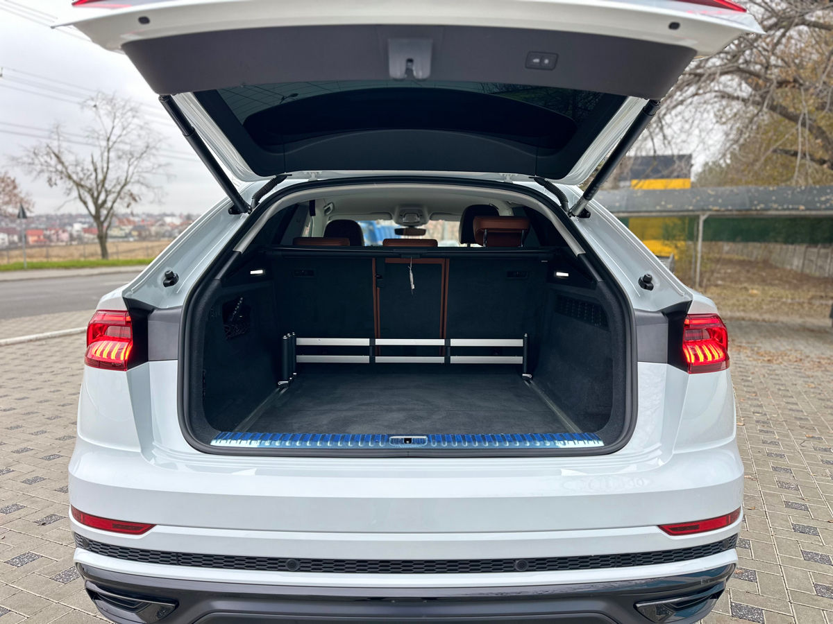 Audi Q8 фото 7