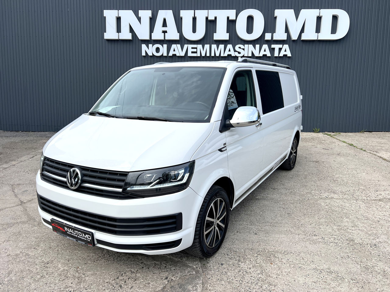 Volkswagen Transporter 2015 — 1