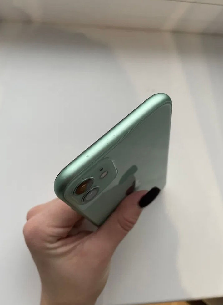IPhone 11  foto 3