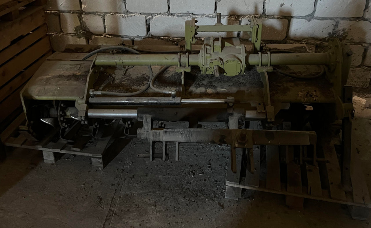 Vand freza agricola, latimea 2 m. Folosita, o perioada scurta. Functionala. Pret 42ooo lei foto 1