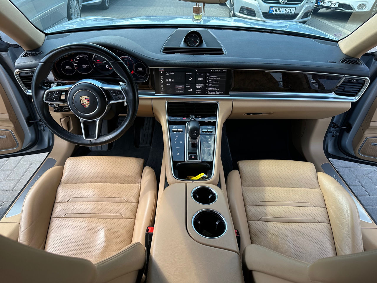 Porsche Panamera foto 8