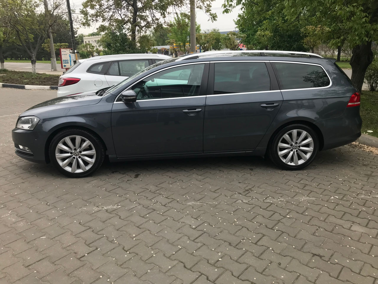 Volkswagen Passat foto 8