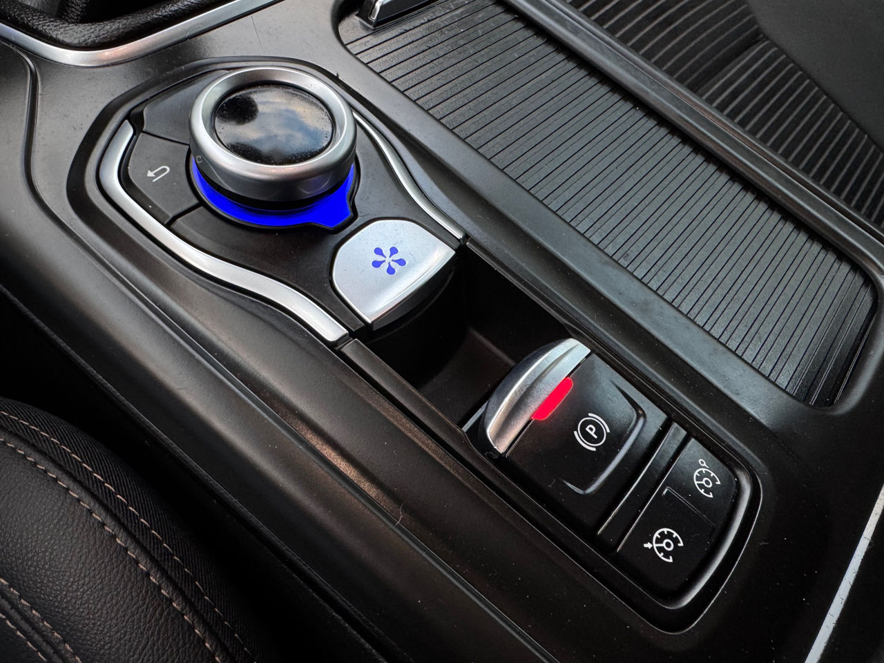Renault Talisman foto 13