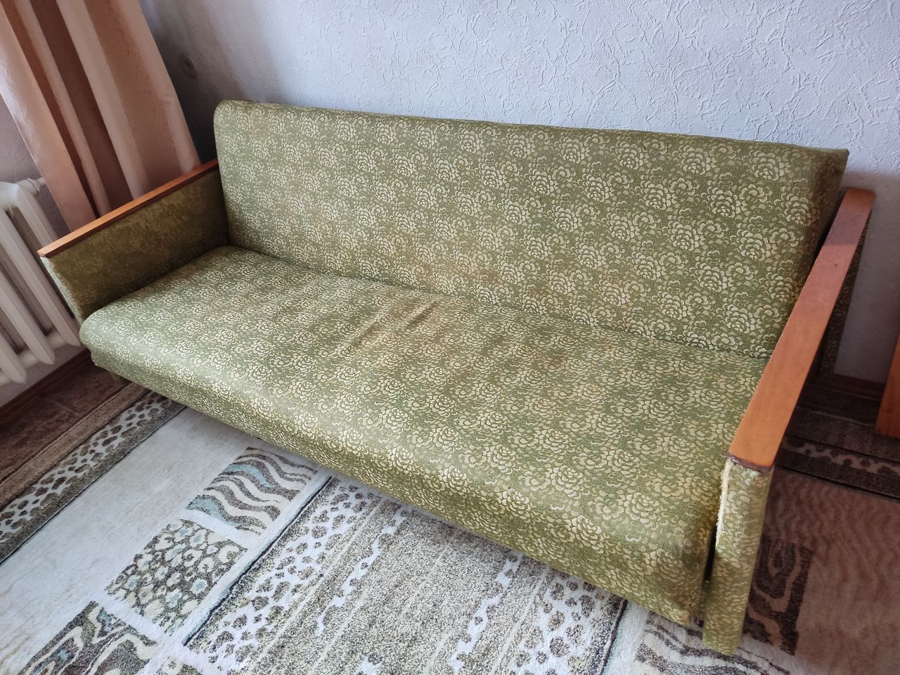 диван б/у