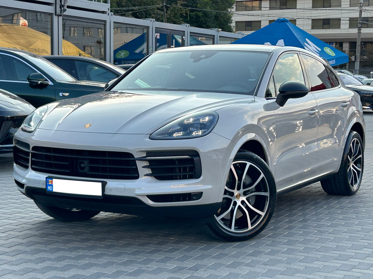 Porsche Cayenne Coupe foto 0