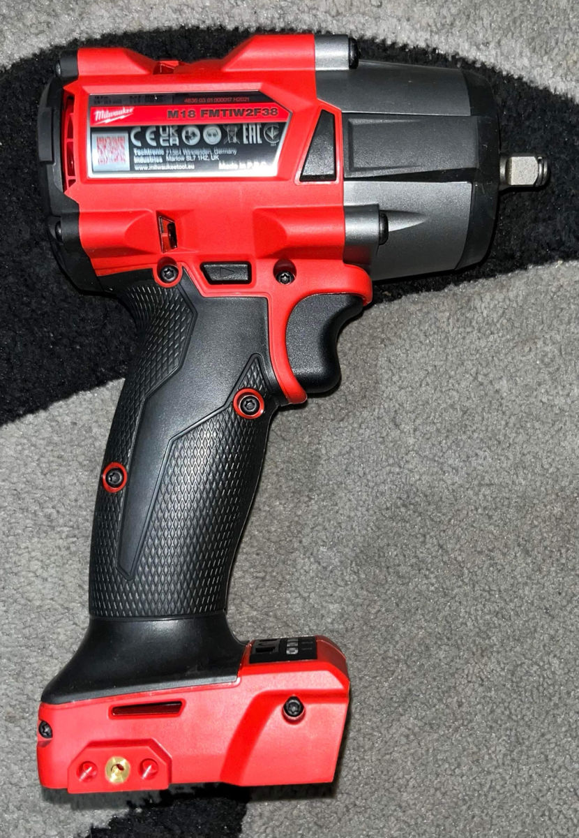 Milwaukee m18fm foto 2