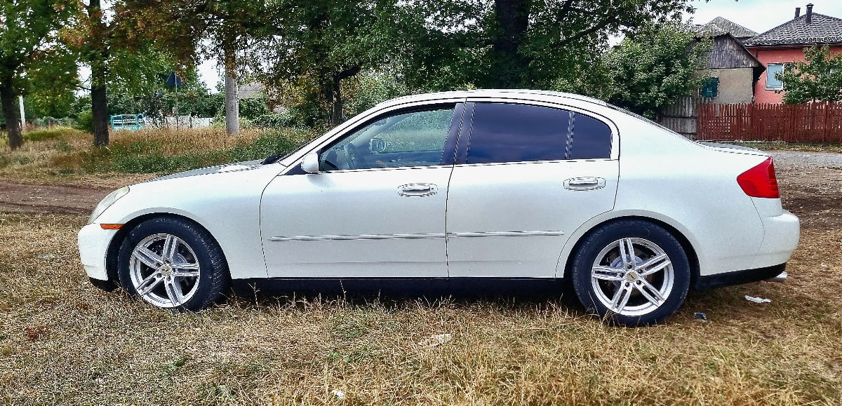 Infiniti G foto 1