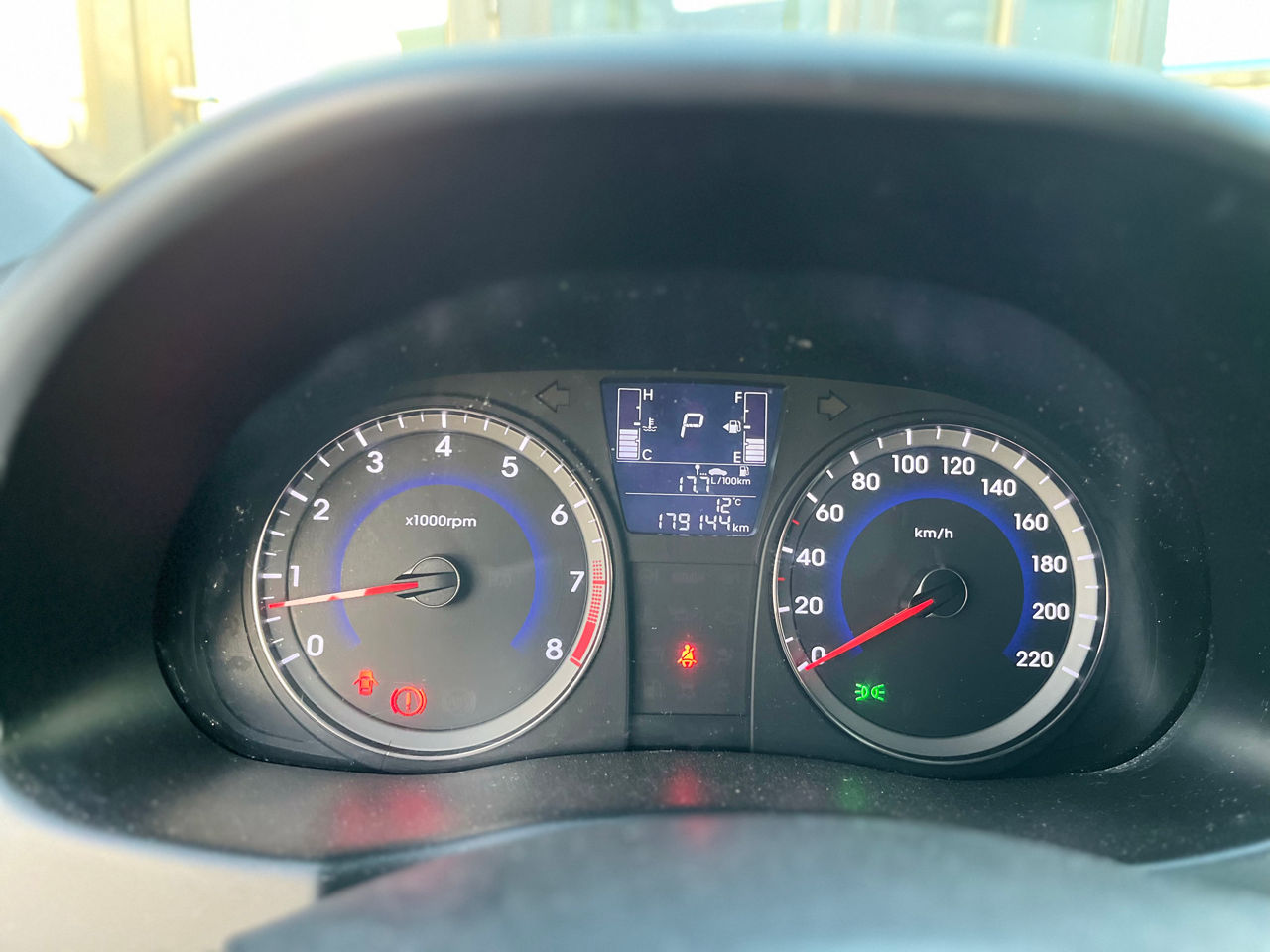 Hyundai Solaris фото 15
