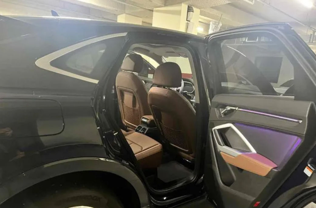 Audi Q3 foto 8