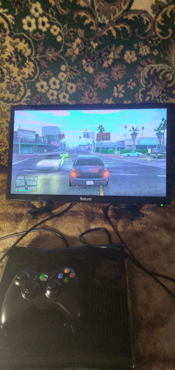 Чистый,ухоженный Xbox 360 slim Freeboot плюс 31 классная игра 2000 лей