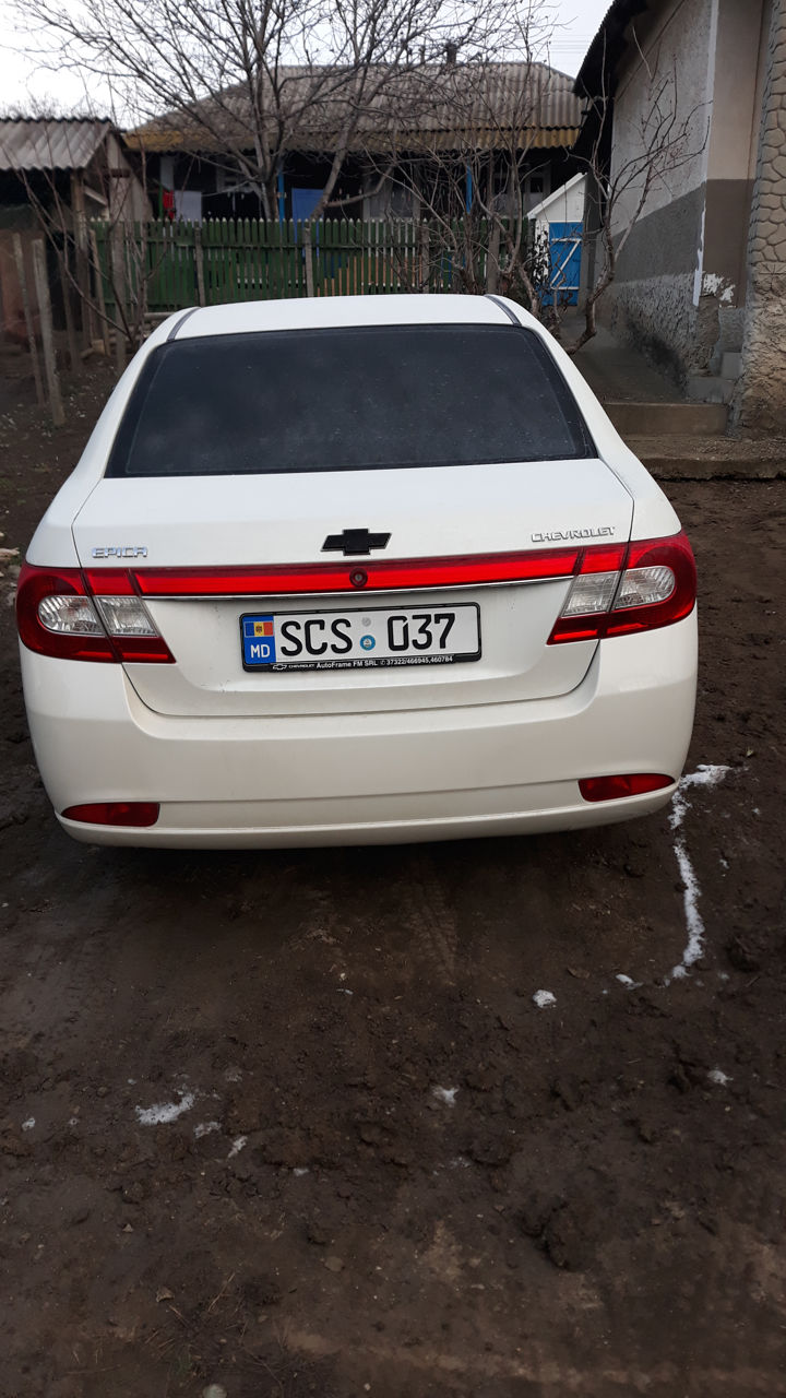 Chevrolet Epica фото 2