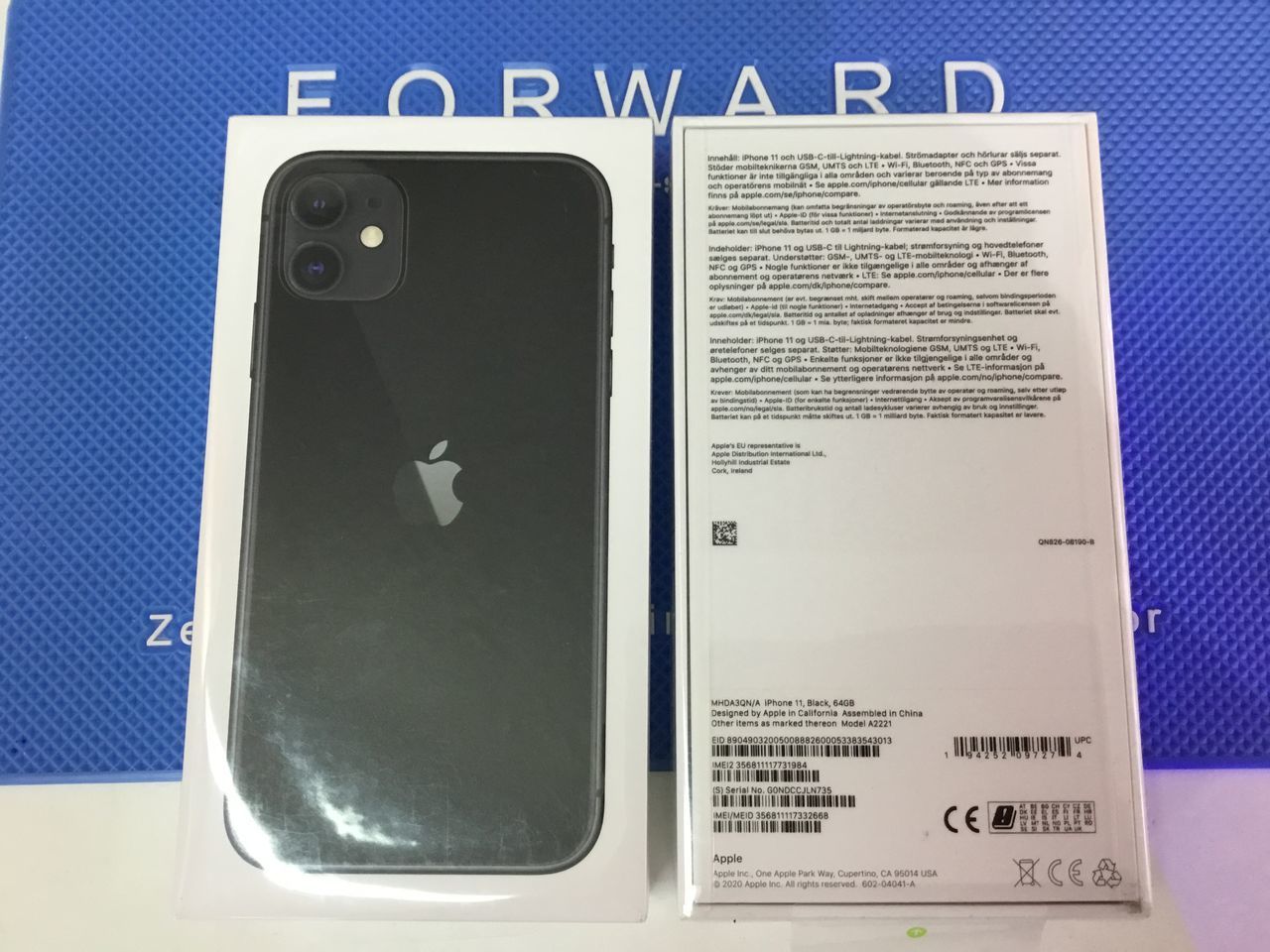 Apple iPhone 11 64Gb Black 579 euro телефон 100% новый не рефурбишь!!!  Apple iPhone Xr 64Gb