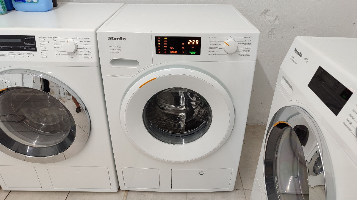 Стиральная машина Miele W1 фото 0