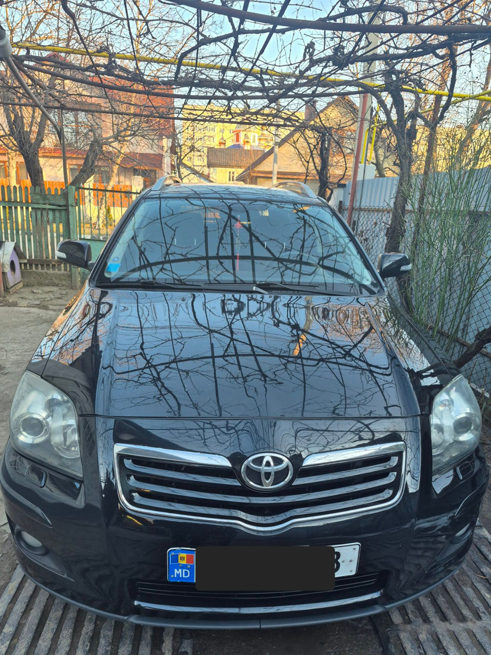 Toyota Avensis foto 0