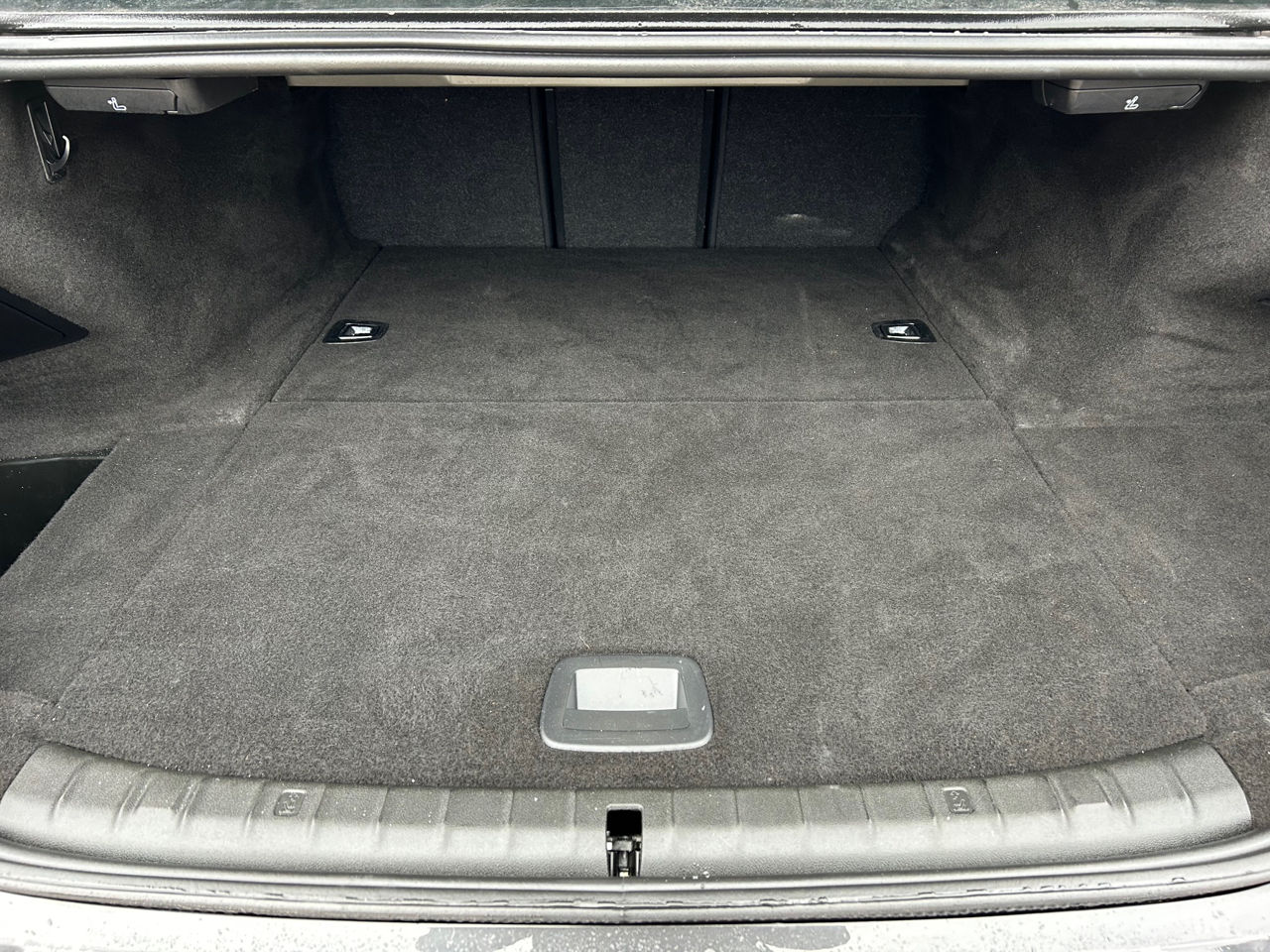 BMW 5 Series foto 17