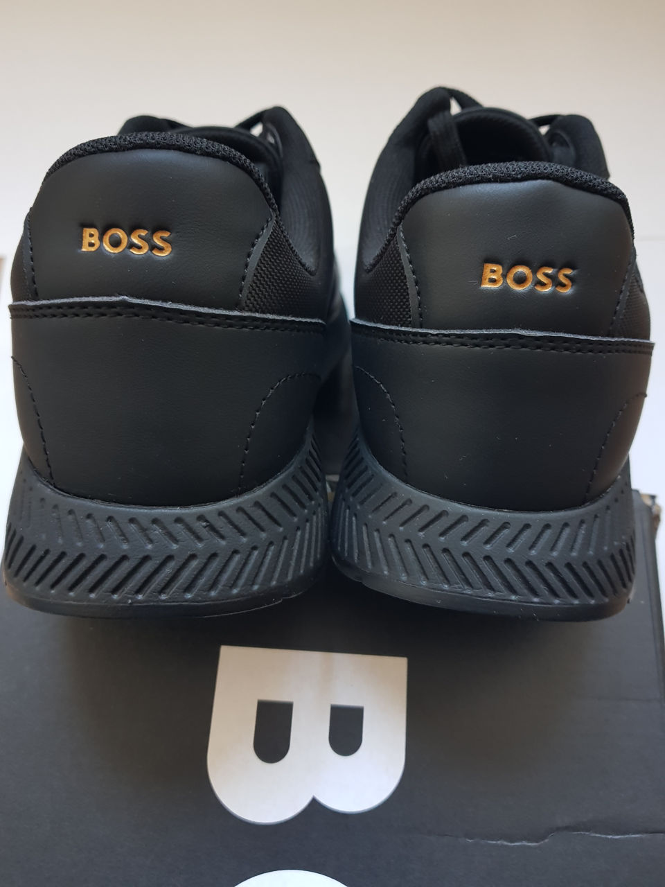 Boss Titanium low sneakers фото 4