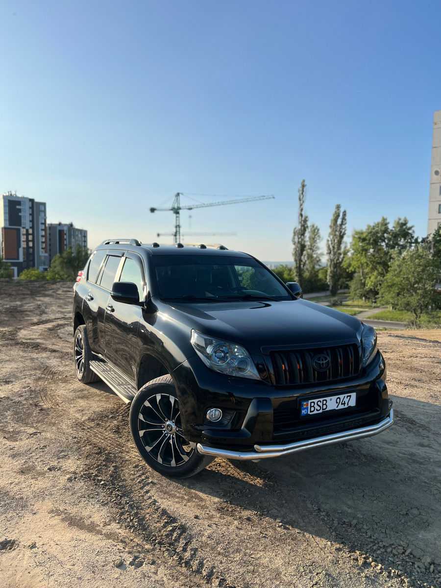 Toyota Land Cruiser Prado фото 0