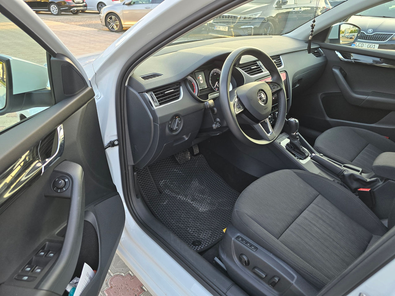 Skoda Octavia foto 6