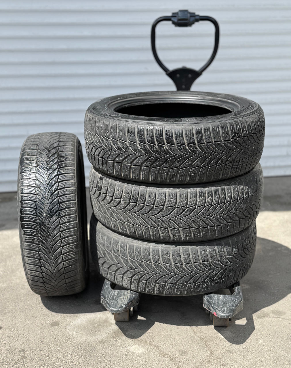 Anvelope iarnă 235 /55 R19 105V foto 1