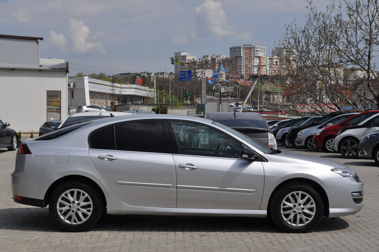 Renault Laguna foto 6