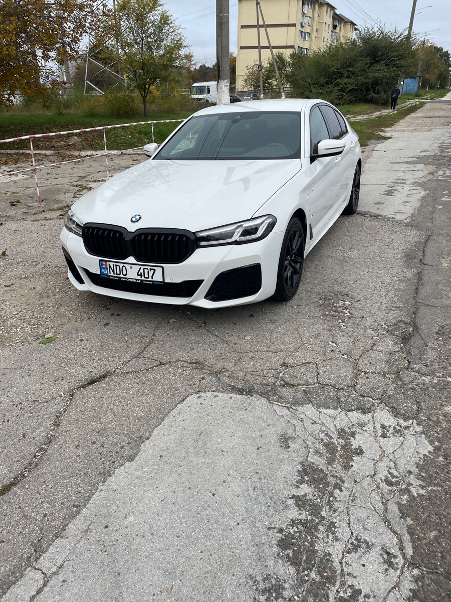 BMW 5 Series foto 4