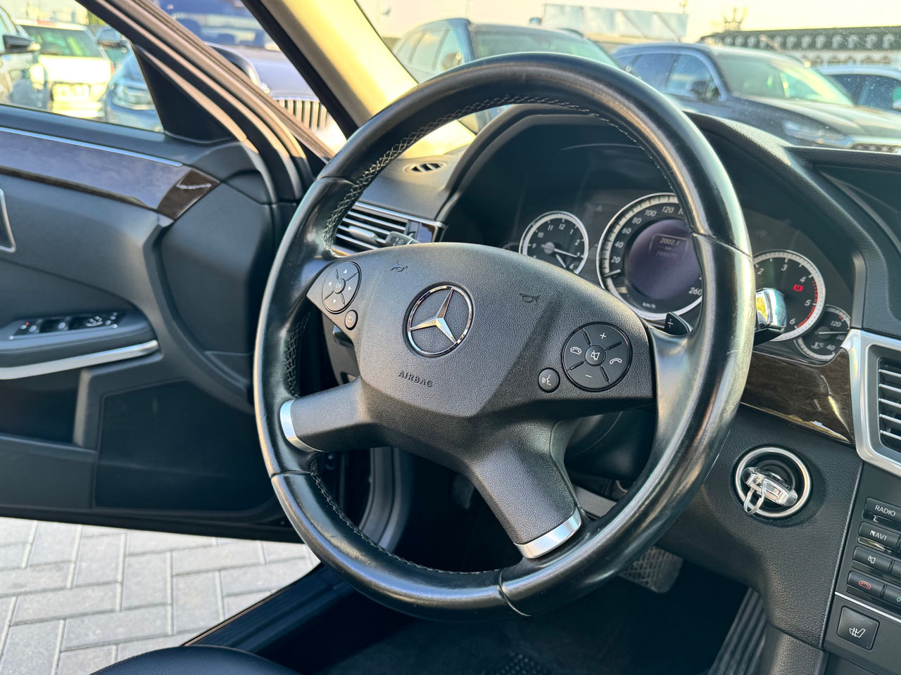 Mercedes E-Class foto 8