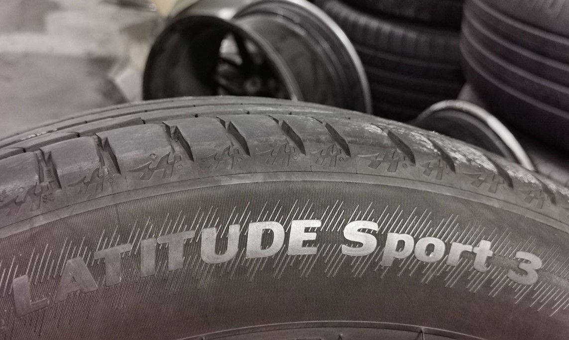 235 50 r19  Michelin  фото 2