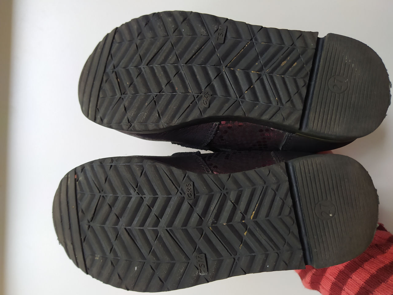 Обувь на осень 25, 27, 28 размер: кроссовки, ботинки, сапожки foto 9