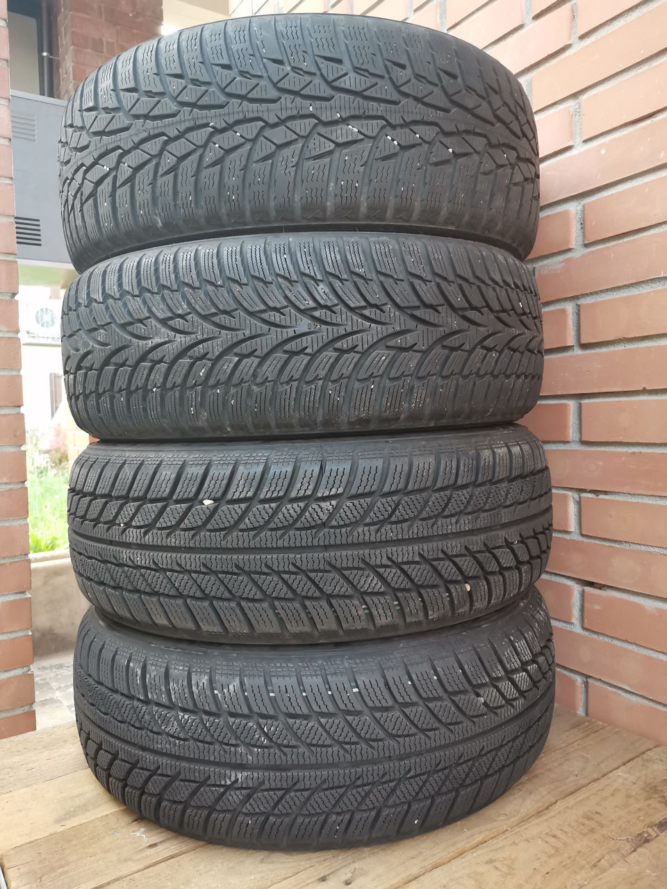 R16 195/55