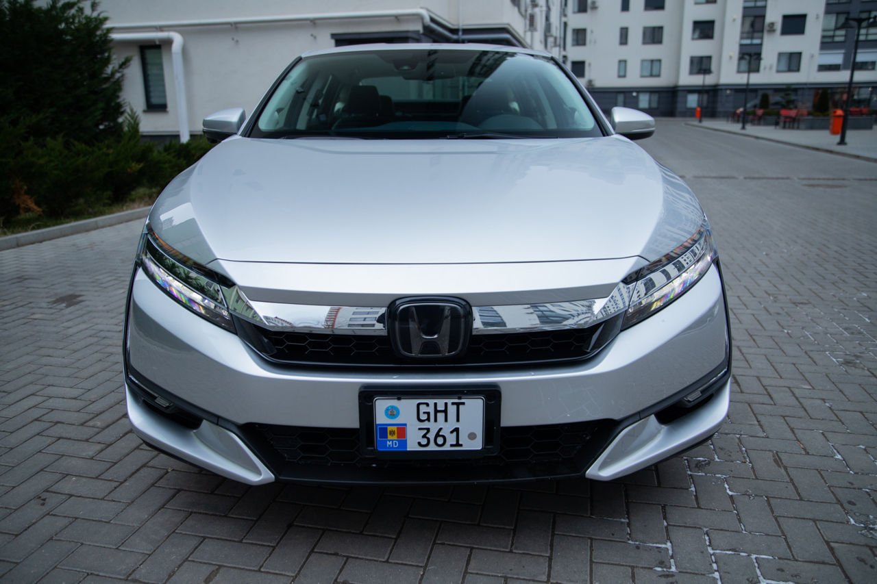 Honda Clarity фото 0