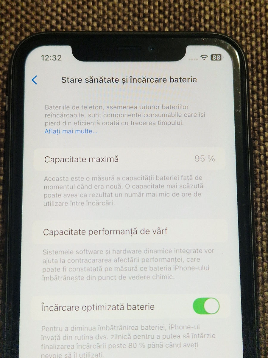 iPhone 11, Black, 64GB foto 2
