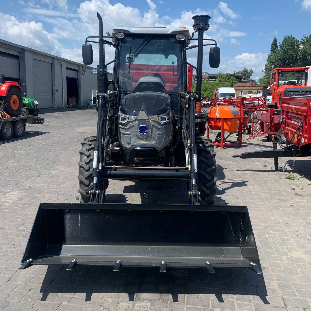 Новый трактор Tractor SADIN SD904 с фронтальным погрузчиком  90 л.с. в наличии в кишинёве. фото 2