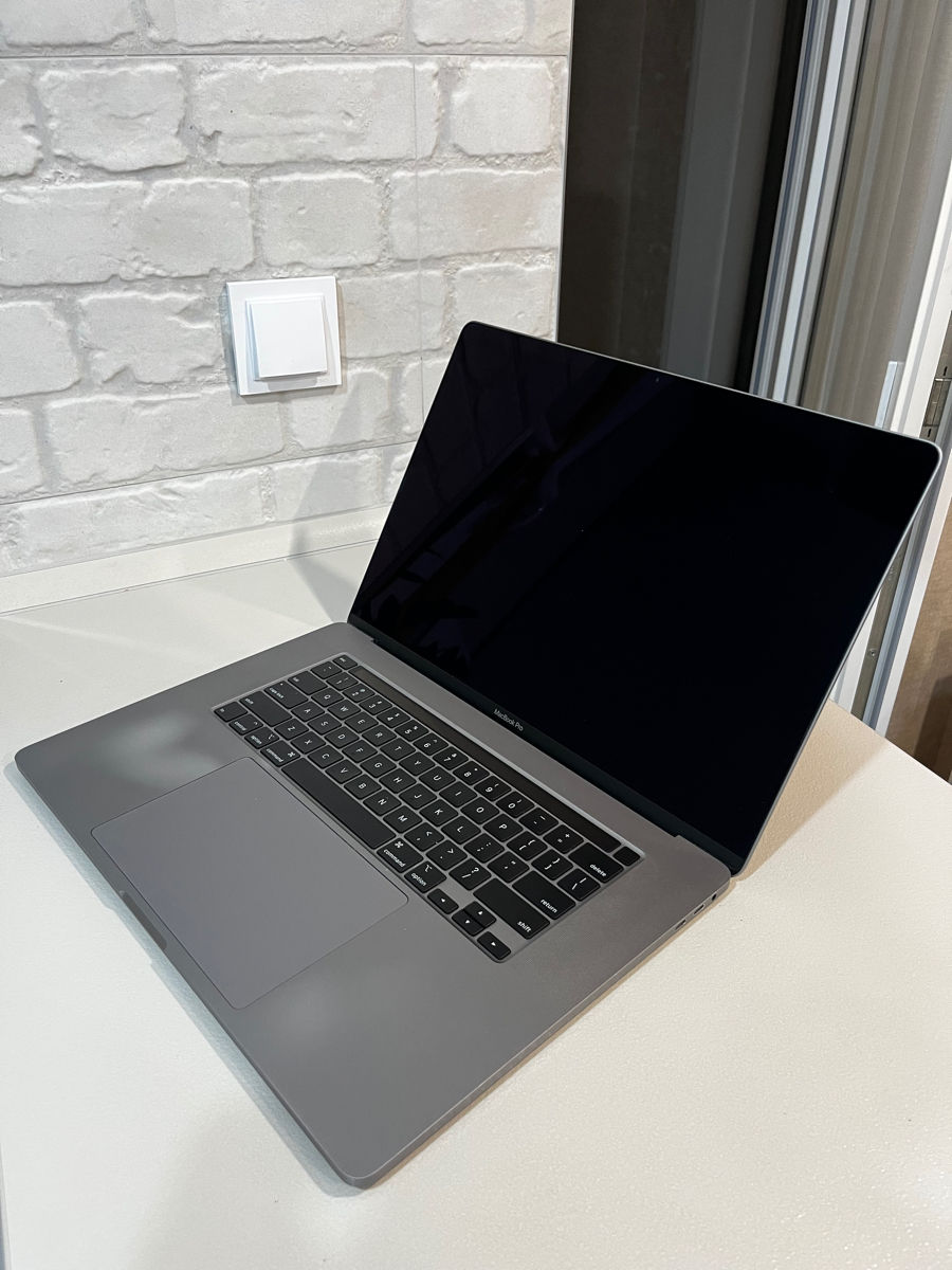 Macbook Pro 16 - 2019 i7 32GB RAM